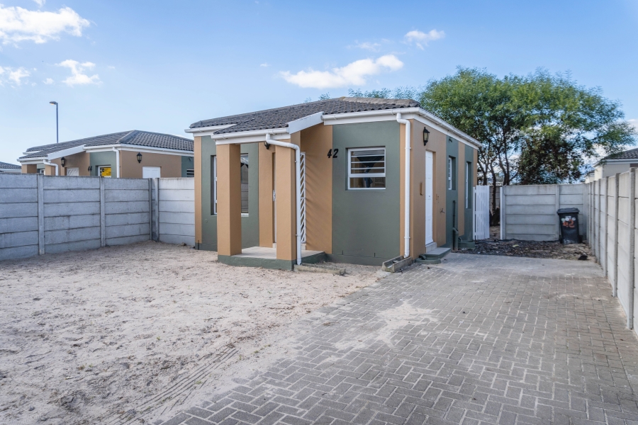 2 Bedroom Property for Sale in Sunset Glen Western Cape